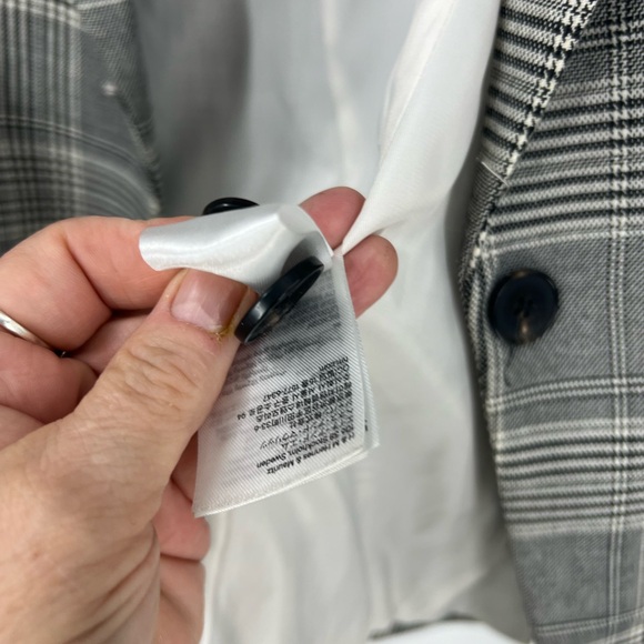 H&M Gray and White plaid blazer/Jacket 12 - Picture 8 of 11